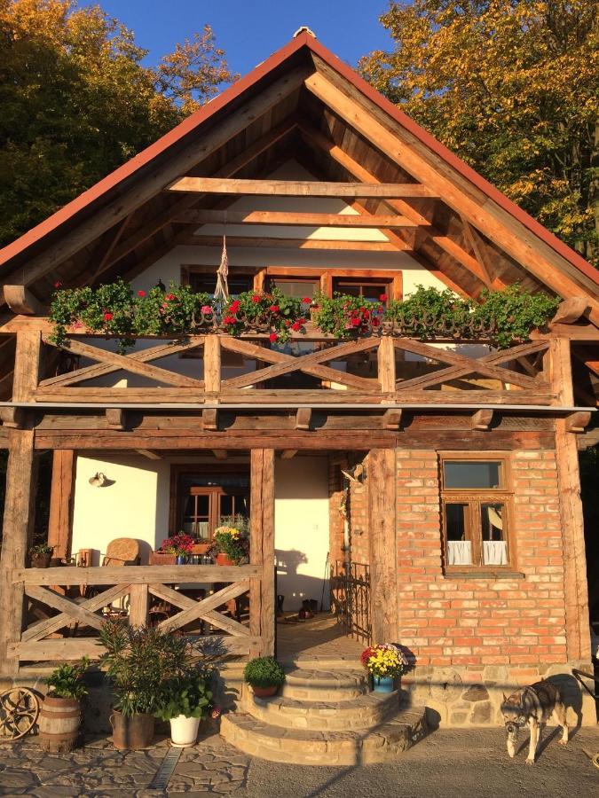Chata Koniaren Villa Pavlovce Exterior foto